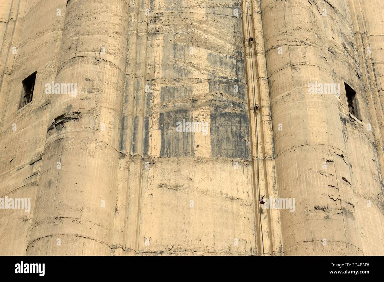 Una torre d'acqua in pietra dell'epoca dell'occupazione giapponese nella città di Shenyang, in Cina Foto Stock