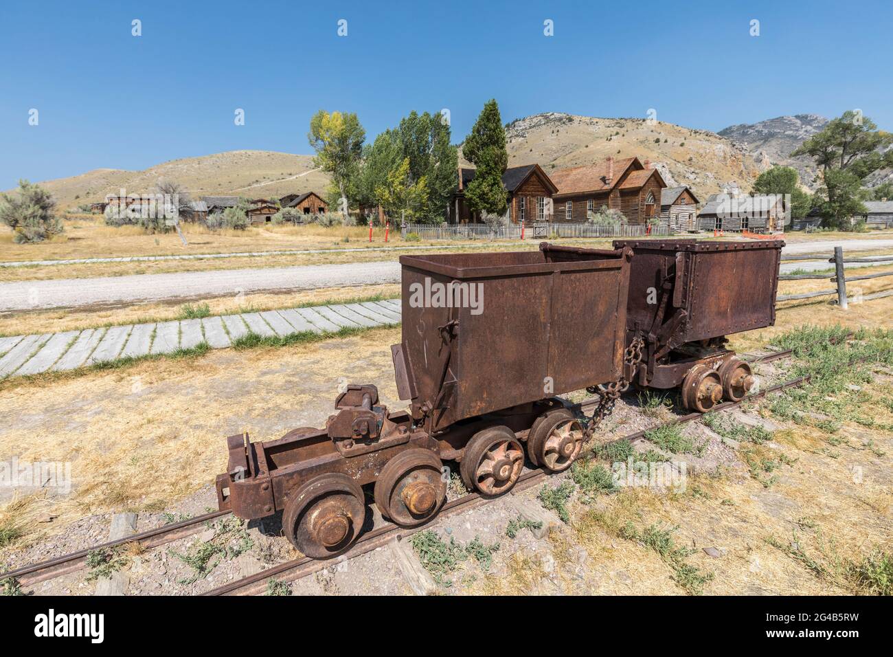 Dumper da miniera, città fantasma di Bannack, Montana, Stati Uniti Foto Stock