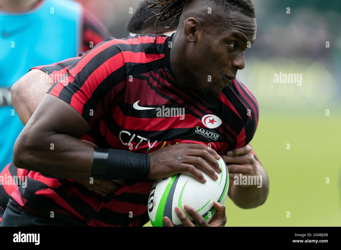 LONDRA, REGNO UNITO. 20 GIUGNO: Il Maro Itoje di Saracens si riscalda prima della partita del Greene King IPA Championship tra Saracens e Ealing Trailfinders allo StoneX Stadium di Londra domenica 20 giugno 2021. (Credit: Juan Gasparini | MI News) Credit: MI News & Sport /Alamy Live News Foto Stock