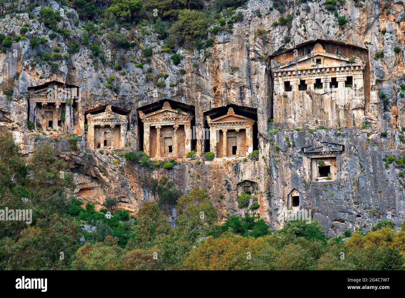 Tombe di roccia licciano a Dalyan, Turchia Foto Stock