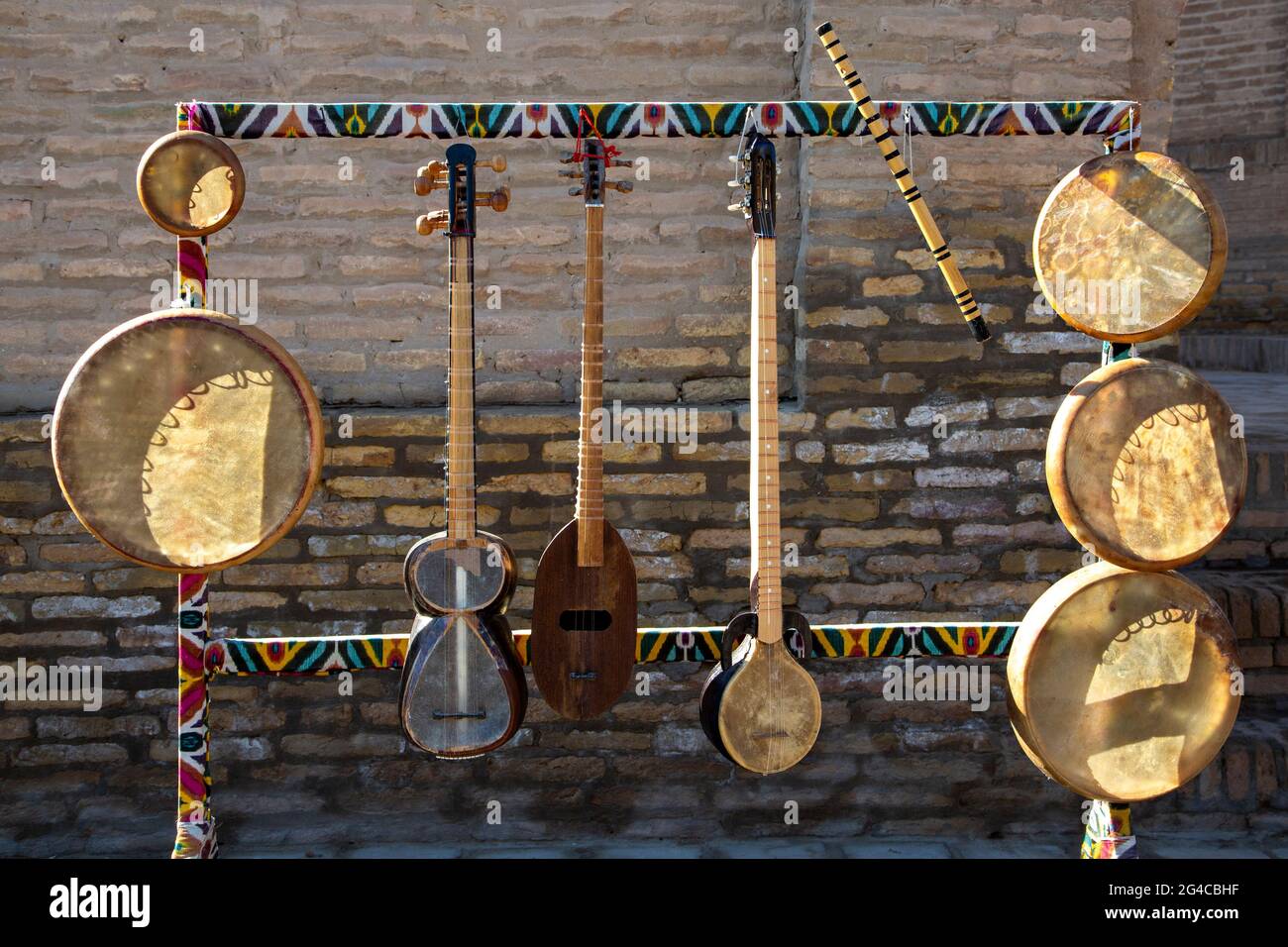 Strumenti musicali locali a Khiva, Uzbekistan Foto Stock