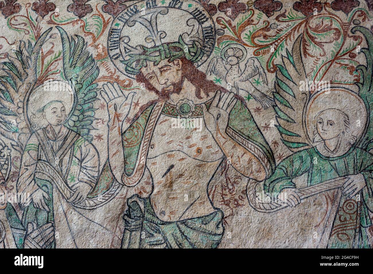Le ferite di Cristo e due angeli lo coprono, un antico affresco-dipinto nella cattedrale di Aarhus, 21 giugno 2015 Foto Stock