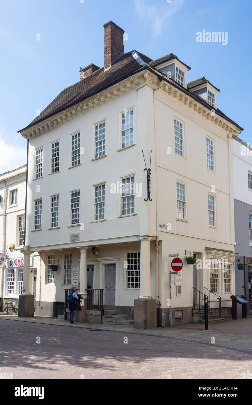 Il Dr. Samuel Johnson's Birthplace, Breadmarket Street, Lichfield, Staffordshire, Inghilterra, Regno Unito Foto Stock