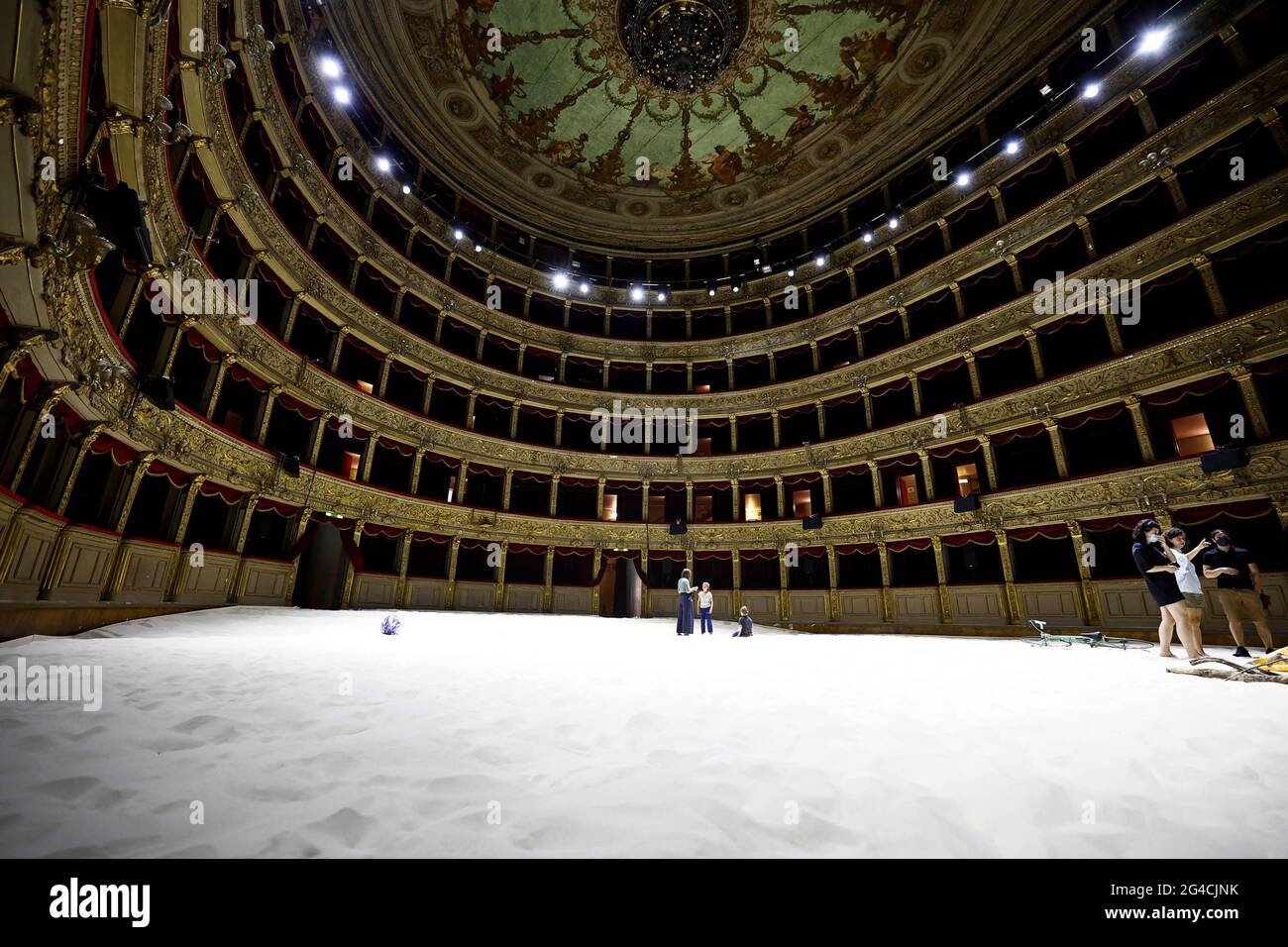Roma, Italia. 20 Giugno 2021. Teatro Argentina. Spiaggia istituita da Lina Lapelyte, Vaiva Grainyte e Rugile Barzdziukaite Credit: Agenzia indipendente di Foto/Alamy Live News Foto Stock