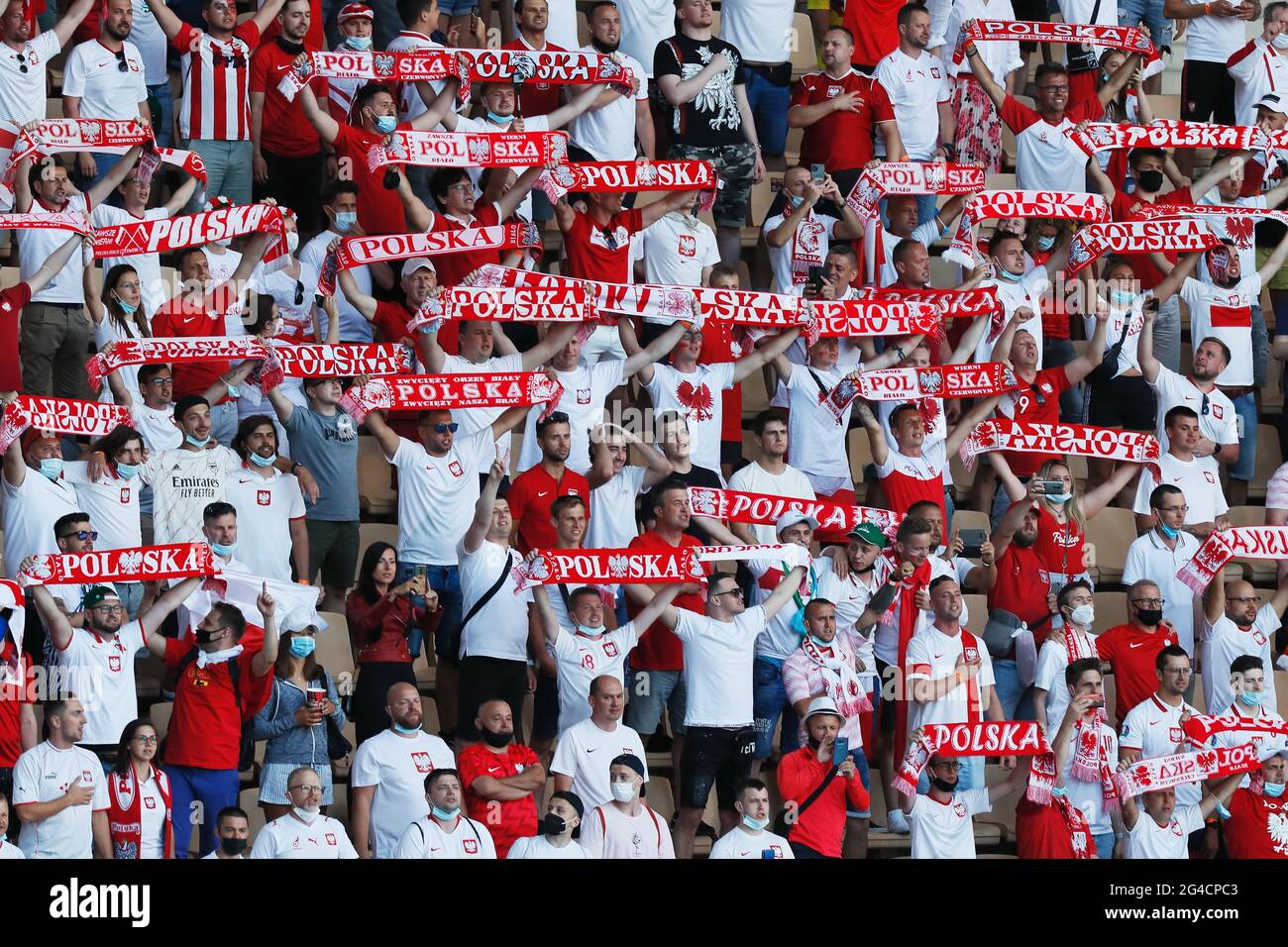 Siviglia, Spagna. 19 giugno 2021. Visione generale della Polonia tifosi Calcio : UEFA Euro 2020 Gruppo e partita tra Spagna 1-1 Polonia allo stadio la Cartuja di Siviglia, Spagna . Credit: Mutsu Kawamori/AFLO/Alamy Live News Foto Stock