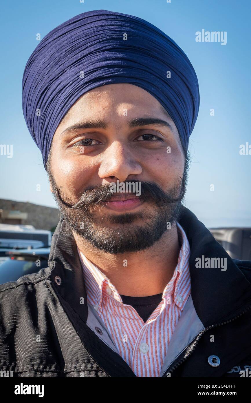Ritratto di un giovane Sikh. Foto Stock