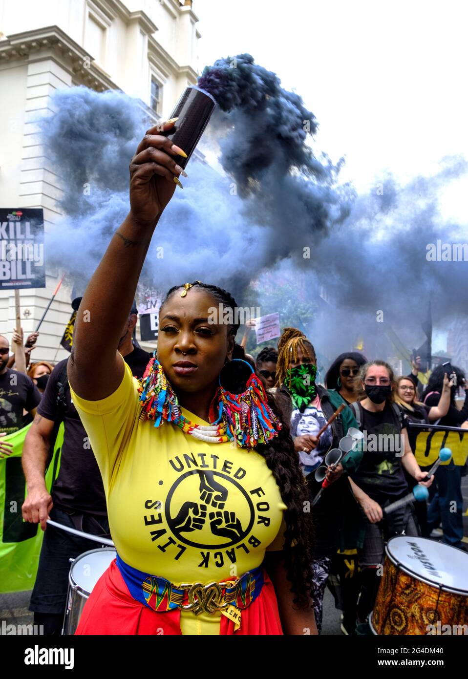 Marvina Newton guida una dimostrazione di Black Lives Matter / Kill the Bill lotta contro l'uso del potere della polizia come mezzo per silenziare le voci nere, in risposta ai recenti assassinii di persone nere da parte della polizia. Maggio 2021 Foto Stock