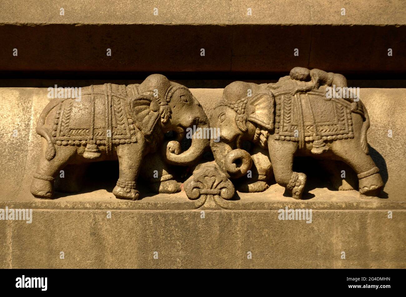 NASHIK, INDIA - Dic 18, sculture in pietra nel tempio di Kalaram (tempio indù) a Nashik in India, è famoso templi indù a Nashik Foto Stock