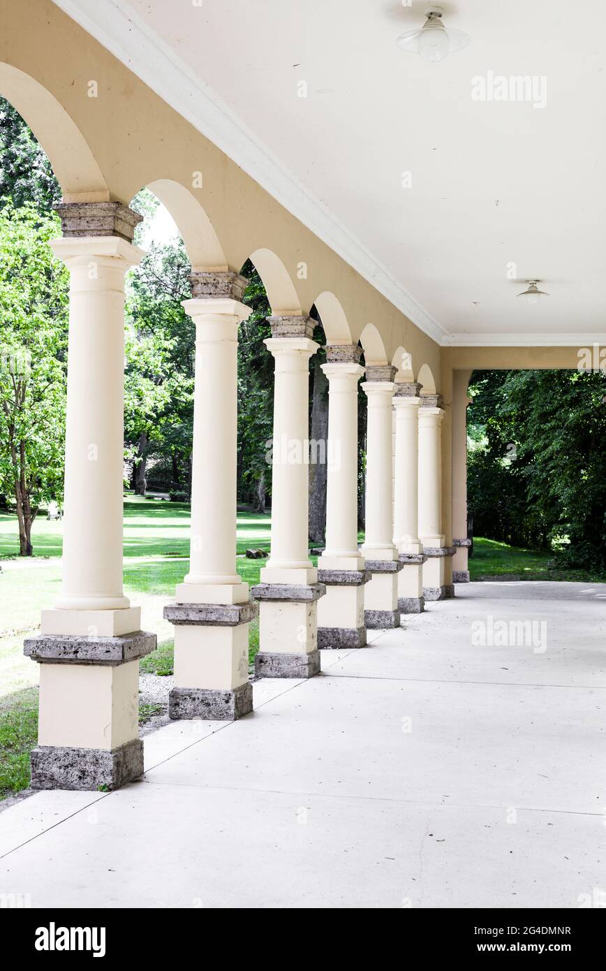 Rothenburg ob der Tauber, Franconia/Germania: Wildbad storico. Un tempo una rinomata spa, questo grande edificio e il parco circostante sono oggi utilizzati come un balcone Foto Stock