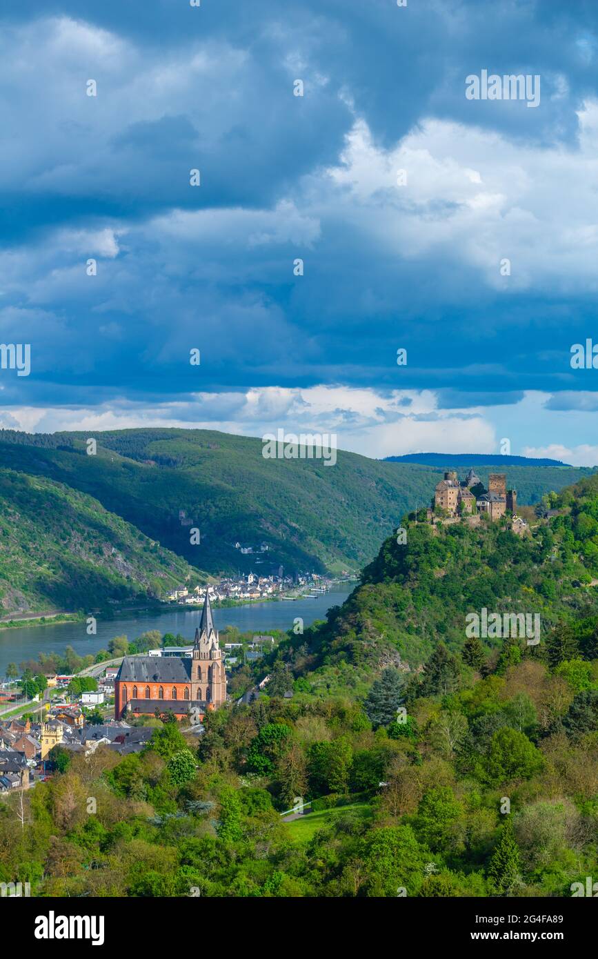 Città delle Torri e del vino, città storica di Oberwesel, Valle del Medio Reno, Patrimonio dell'Umanità dell'UNESCO, Renania-Palatinato, Germania Foto Stock