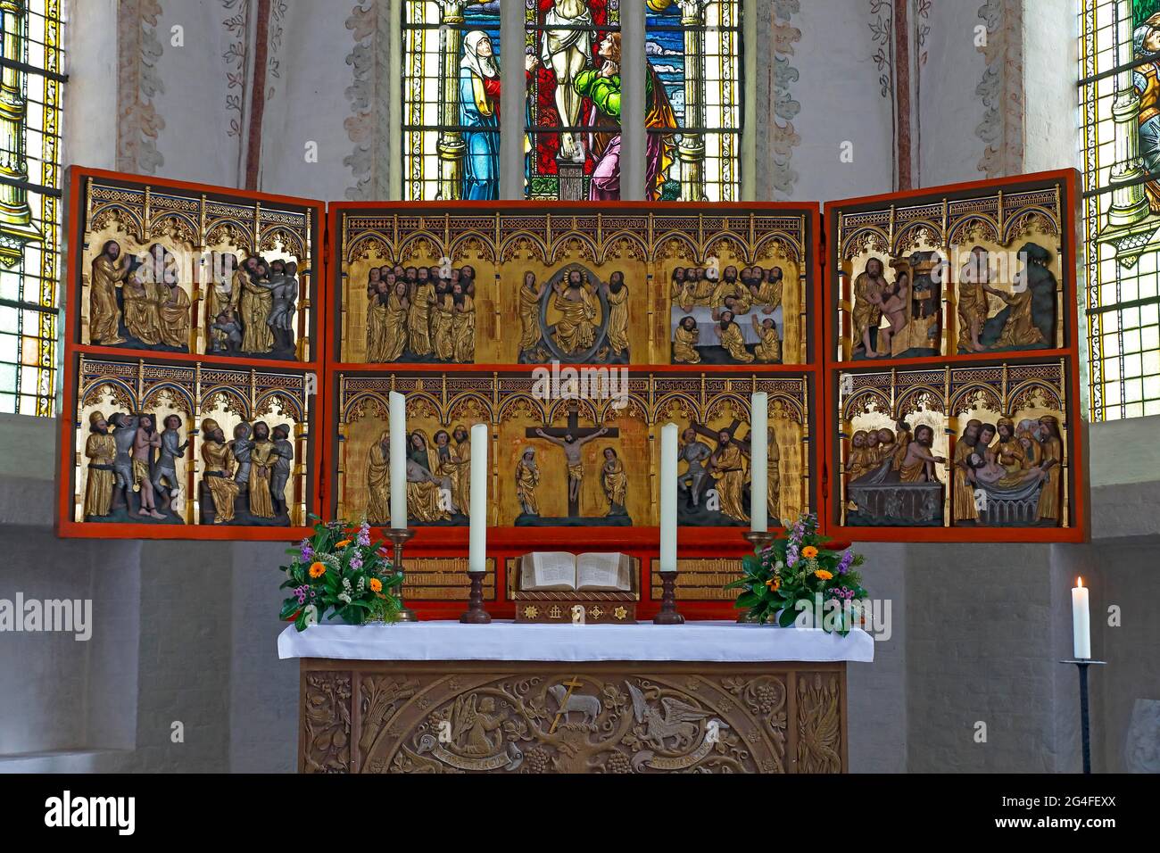 Altare della Chiesa Nikolai a Burg auf Fehmarn, Isola di Fehmarn, Schleswig-Holstein, Germania Foto Stock