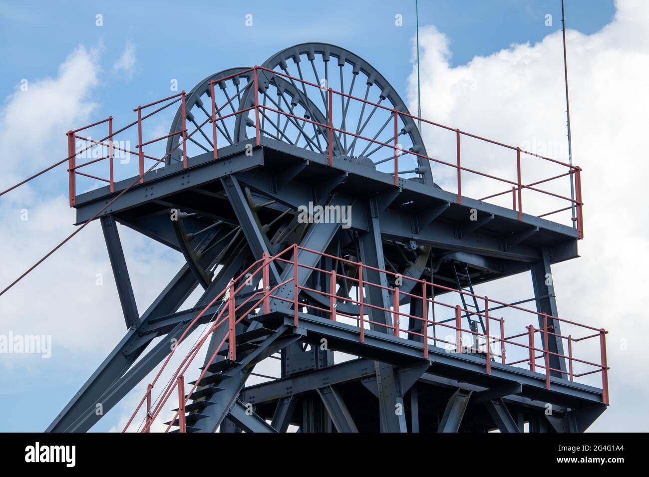Snibston Colliery Museum situato a Coalville, Leicestershire. Il Colliery fu fondato nel 1832 da George Stephenson. È ora un museo minerario. Foto Stock