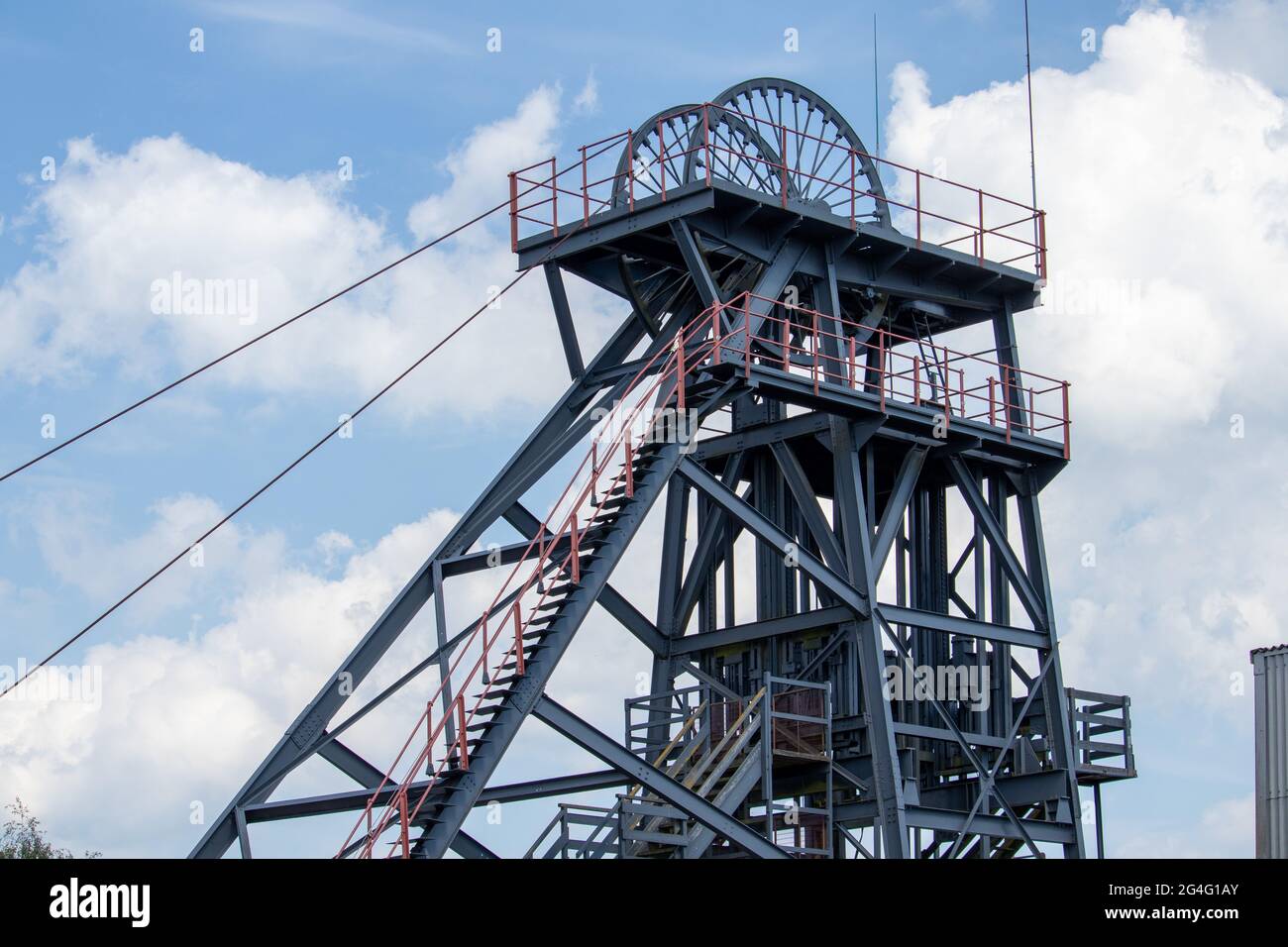 Snibston Colliery Museum situato a Coalville, Leicestershire. Il Colliery fu fondato nel 1832 da George Stephenson. È ora un museo minerario. Foto Stock