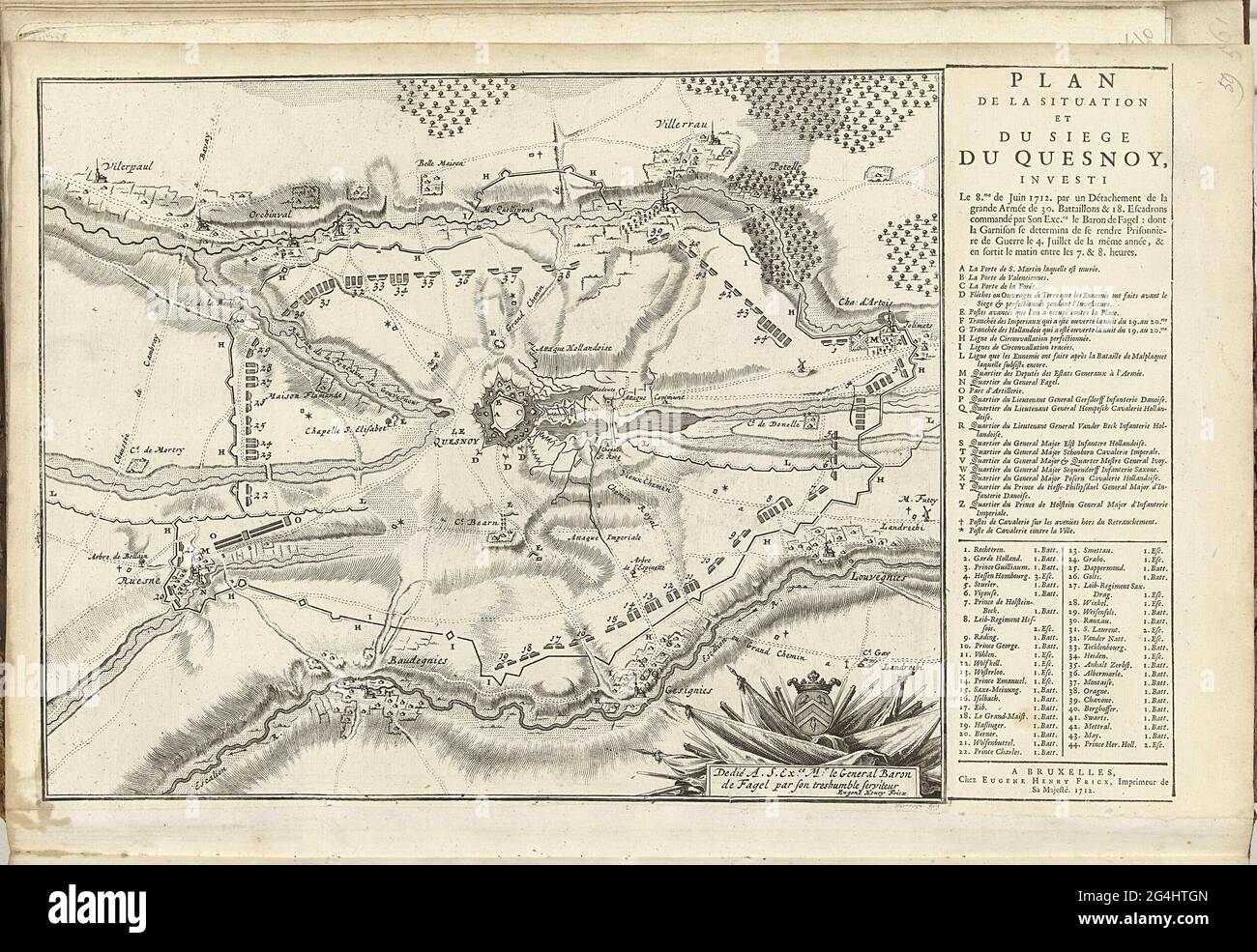 . Mappa di le Quesnoy, assediata dagli Alleati sotto il Barone Fagel dall'8 giugno e occupata il 6 luglio 1712. Sulla rivista accanto alla stampa, il titolo e la leggenda A-Z con un elenco di reggimenti alleati. Parte di una raccolta di progetti di battaglie e città famose nella guerra di successione spagnola. Foto Stock