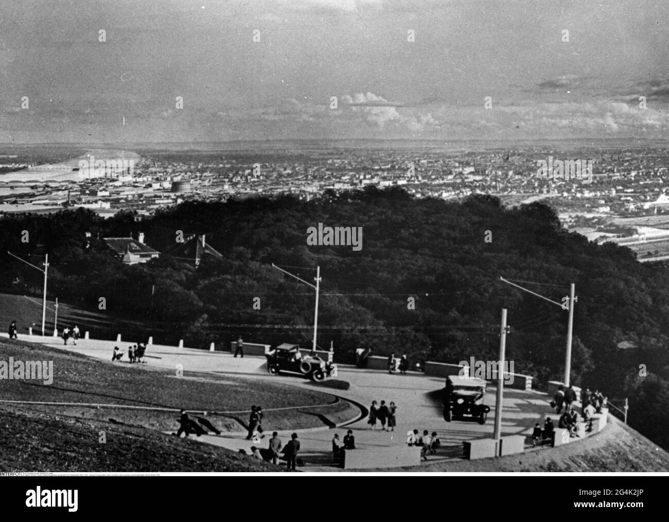 Trasporto / trasporto, strada, strade di montagna, strada di montagna a Krapfenwaldl, Vienna, Austria, 1938, SOLO PER USO EDITORIALE Foto Stock