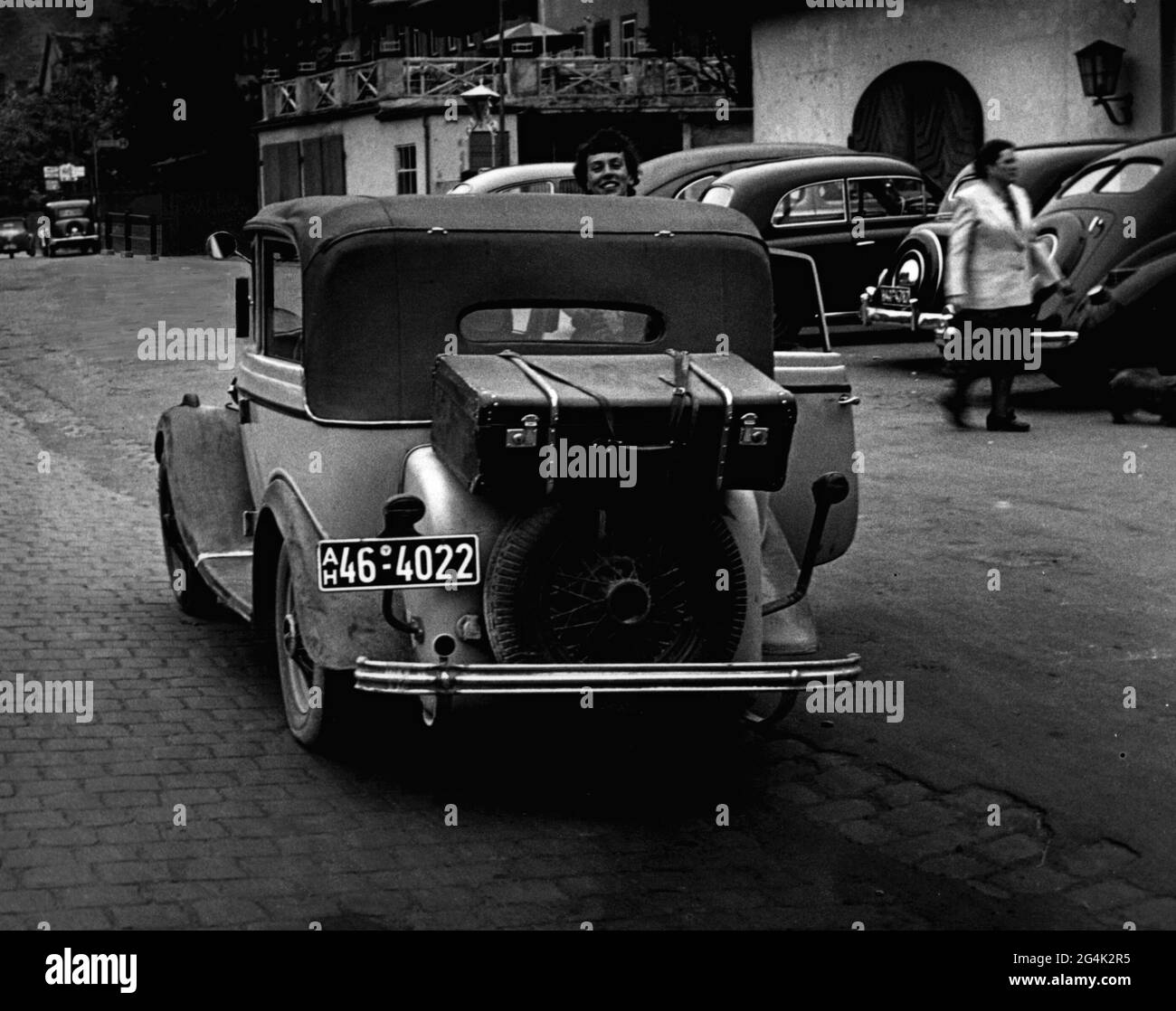 turismo, vacanza, viaggiare in auto, pausa a Wertheim a Main, 1952, DIRITTI-AGGIUNTIVI-AUTORIZZAZIONE-INFORMAZIONI-NON-DISPONIBILE Foto Stock
