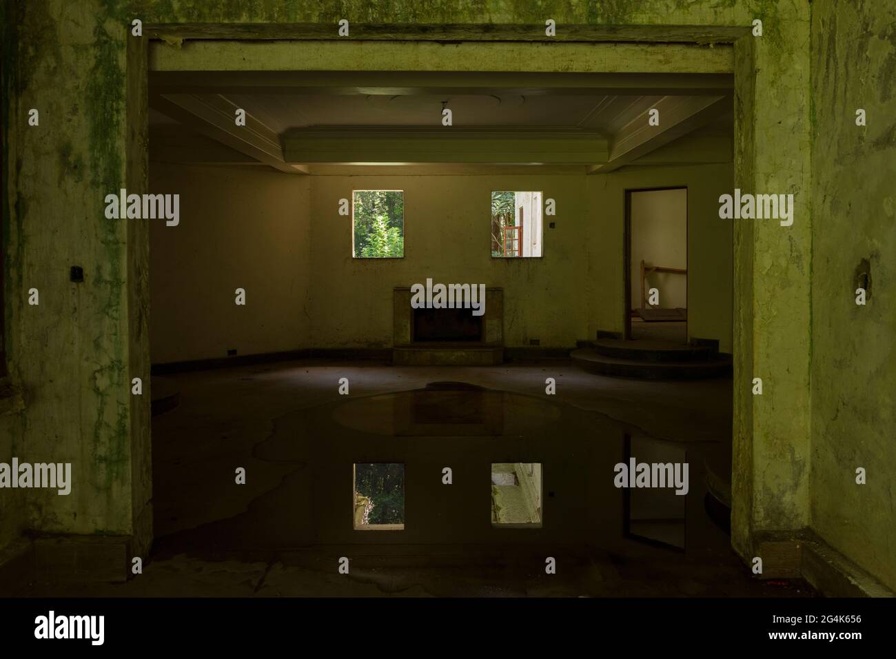 Vecchia casa coloniale sulla terra all'angolo di Warai South Road e Dagoretti Road, a Karen, Nairobi. Che è il sito proposto per uno sviluppo di ufficio f Foto Stock