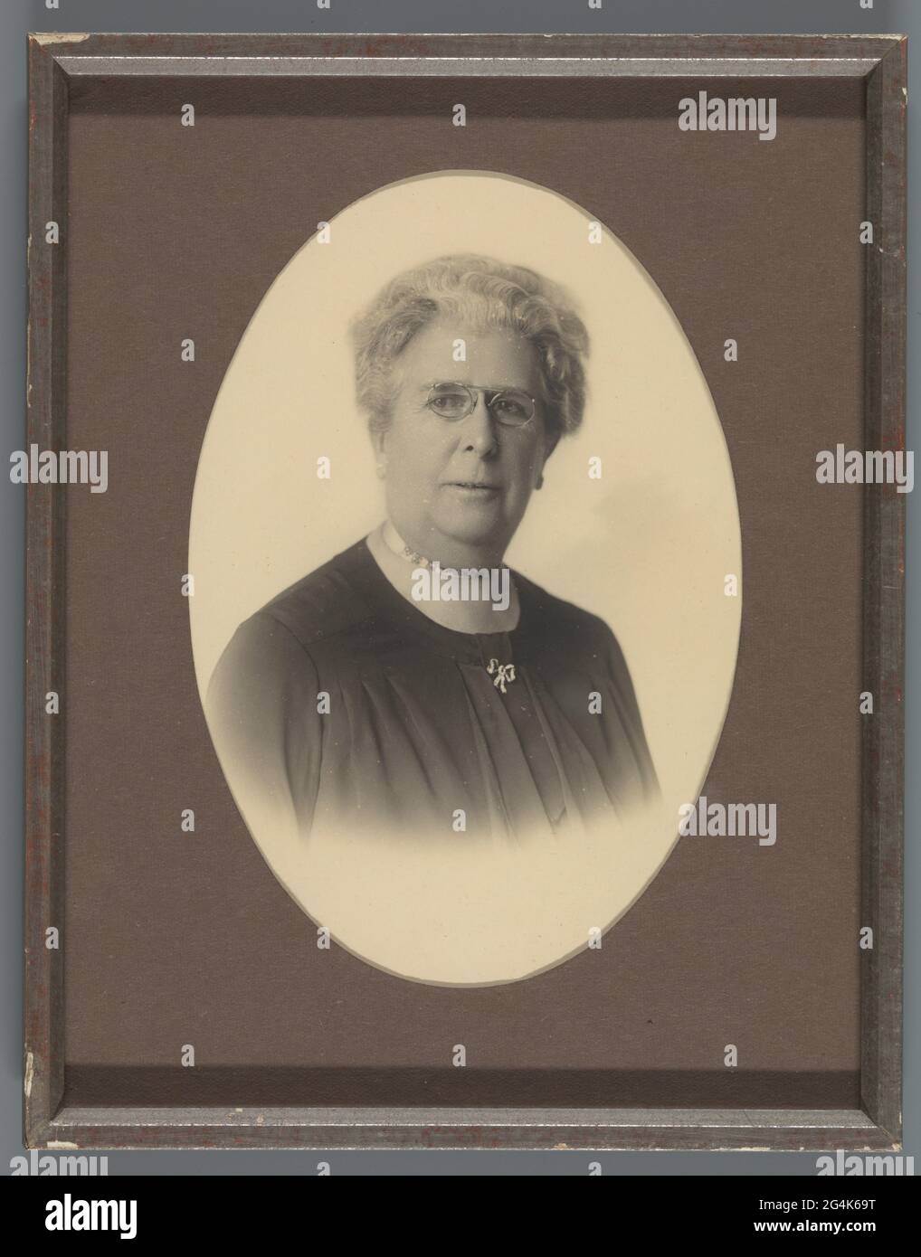 Foto ritratto sciolta di una donna anziana. Inserito da J.F. Heijbroek Foto Stock