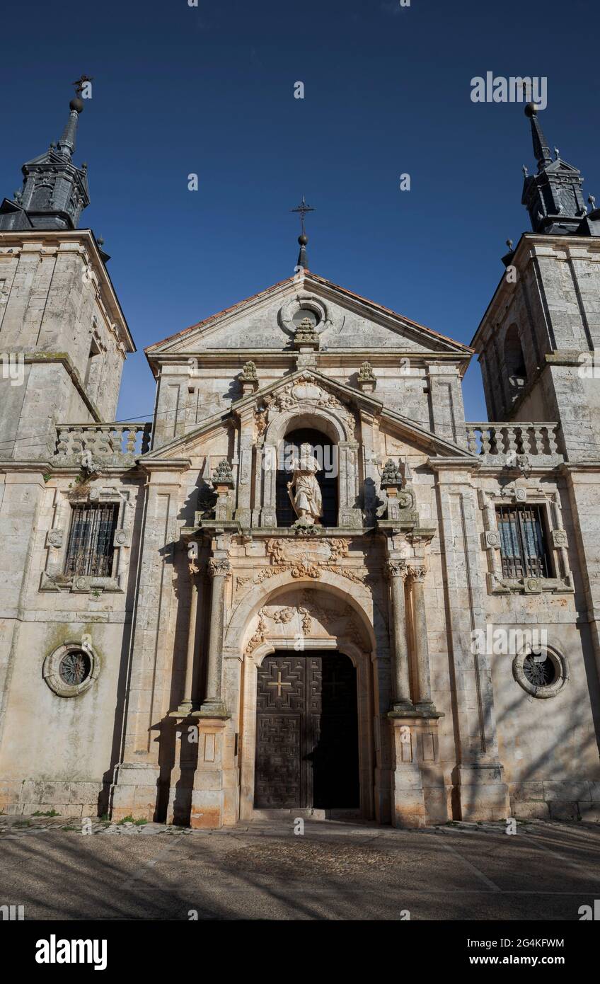 Chiesa di San Francisco Javier. Costruito tra il 1709 e il 1713, si trova a Nuevo Baztan, una piccola città della provincia di Madrid, in Spagna. Foto Stock