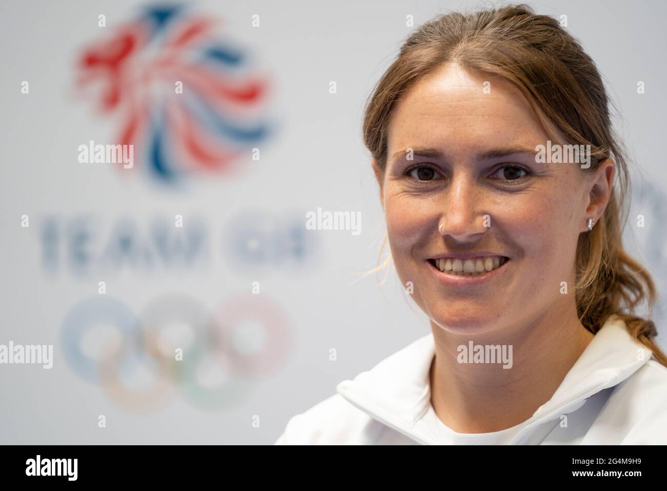 Anna Burnet durante la sessione di kitting out per le Olimpiadi di Tokyo 2020 al Birmingham NEC, Regno Unito. Data immagine: Martedì 22 giugno 2021. Foto Stock