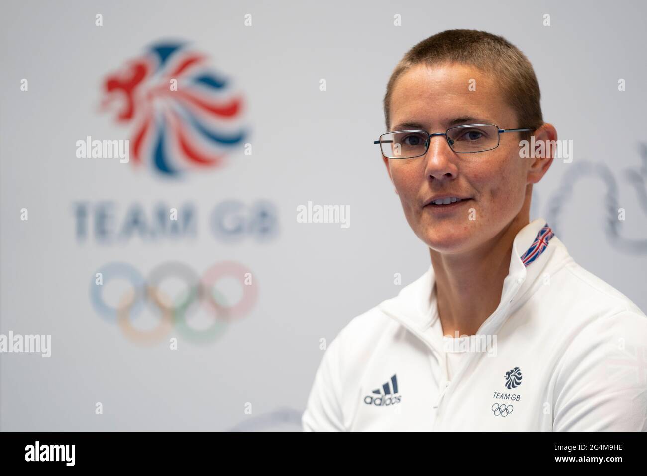 Alison Young durante la sessione di kitting out per le Olimpiadi di Tokyo 2020 al Birmingham NEC, Regno Unito. Data immagine: Martedì 22 giugno 2021. Foto Stock