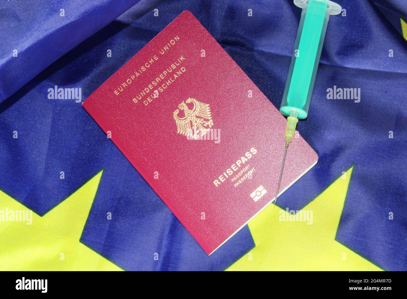 Symbolbild Reisefreiheit: Bereich Schulblauf europäischen Flagge Foto Stock