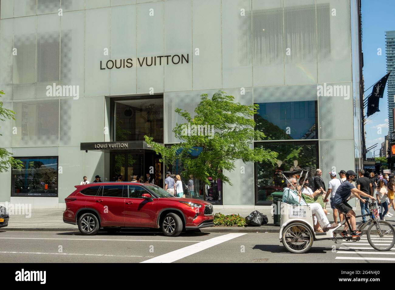 Louis Vuitton Store sulla Fifth Avenue a New York City, Stati Uniti d'America Foto Stock