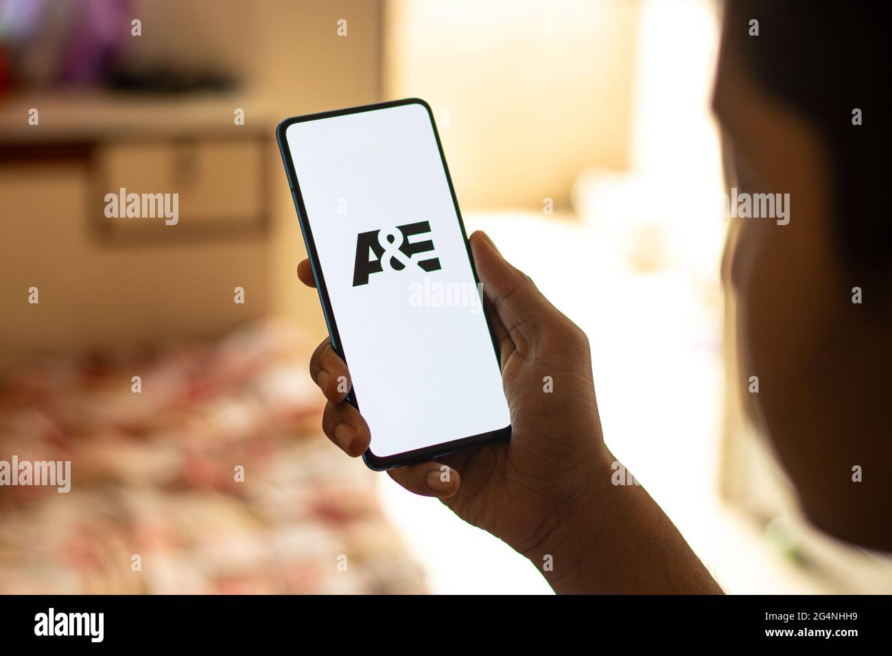 Logo a ed e Network sull'immagine stock dello schermo del telefono. Foto Stock