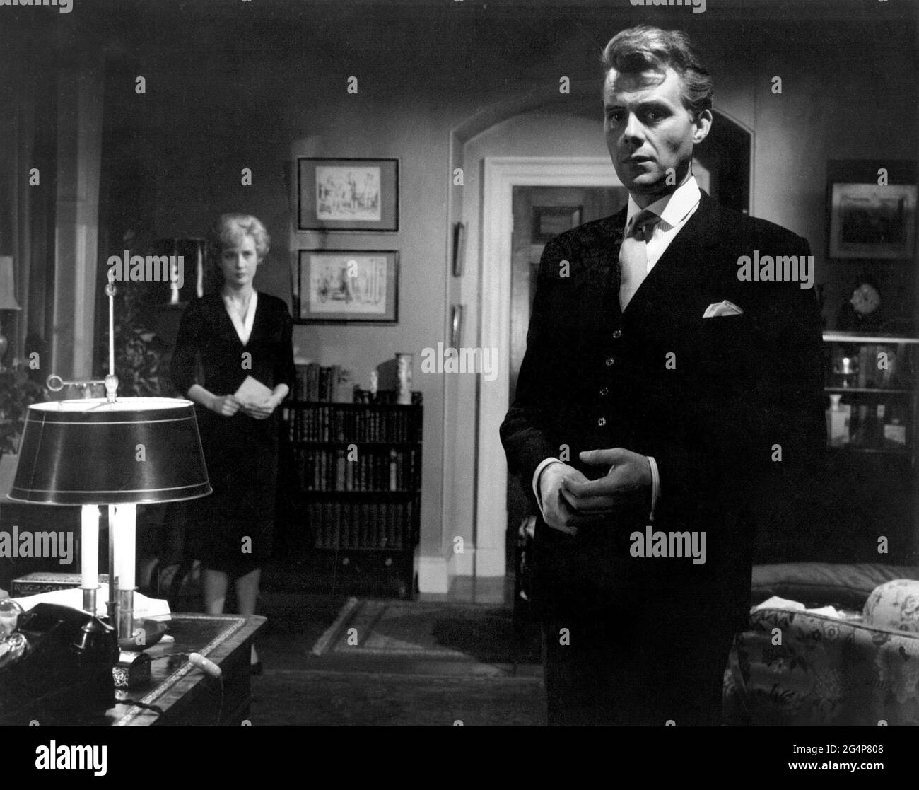 Sylvia Syms, Dirk Bogarde, 'vittima' (1961) distributore di film in classifica / riferimento file n. 34145-254THA Foto Stock