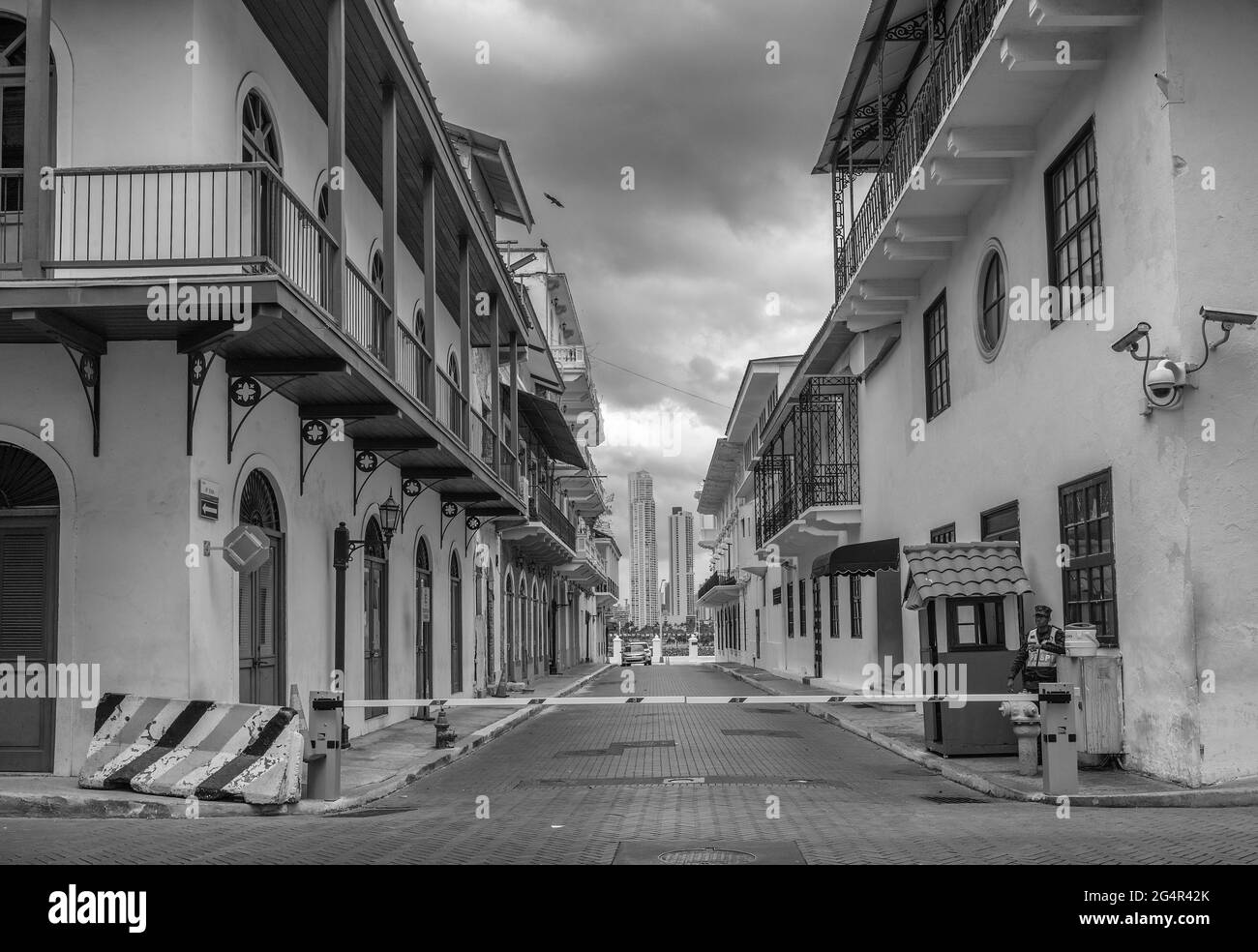 Piccola strada nel centro storico di Panama City, Panama Foto Stock