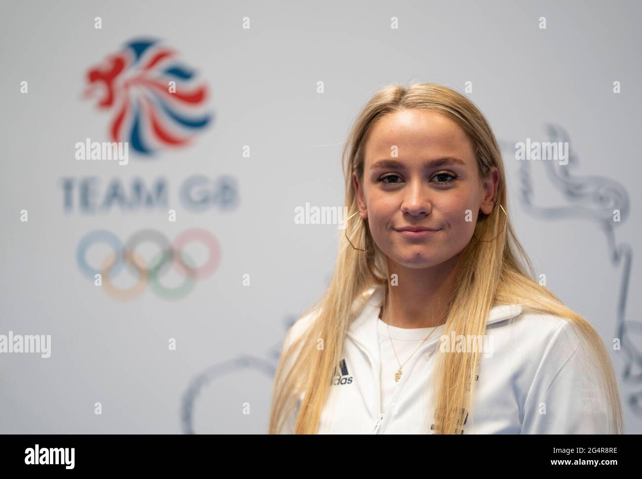Isabelle Thorpe durante la sessione di kitting out per le Olimpiadi di Tokyo 2020 al Birmingham NEC, UK. Data immagine: Martedì 22 giugno 2021. Foto Stock