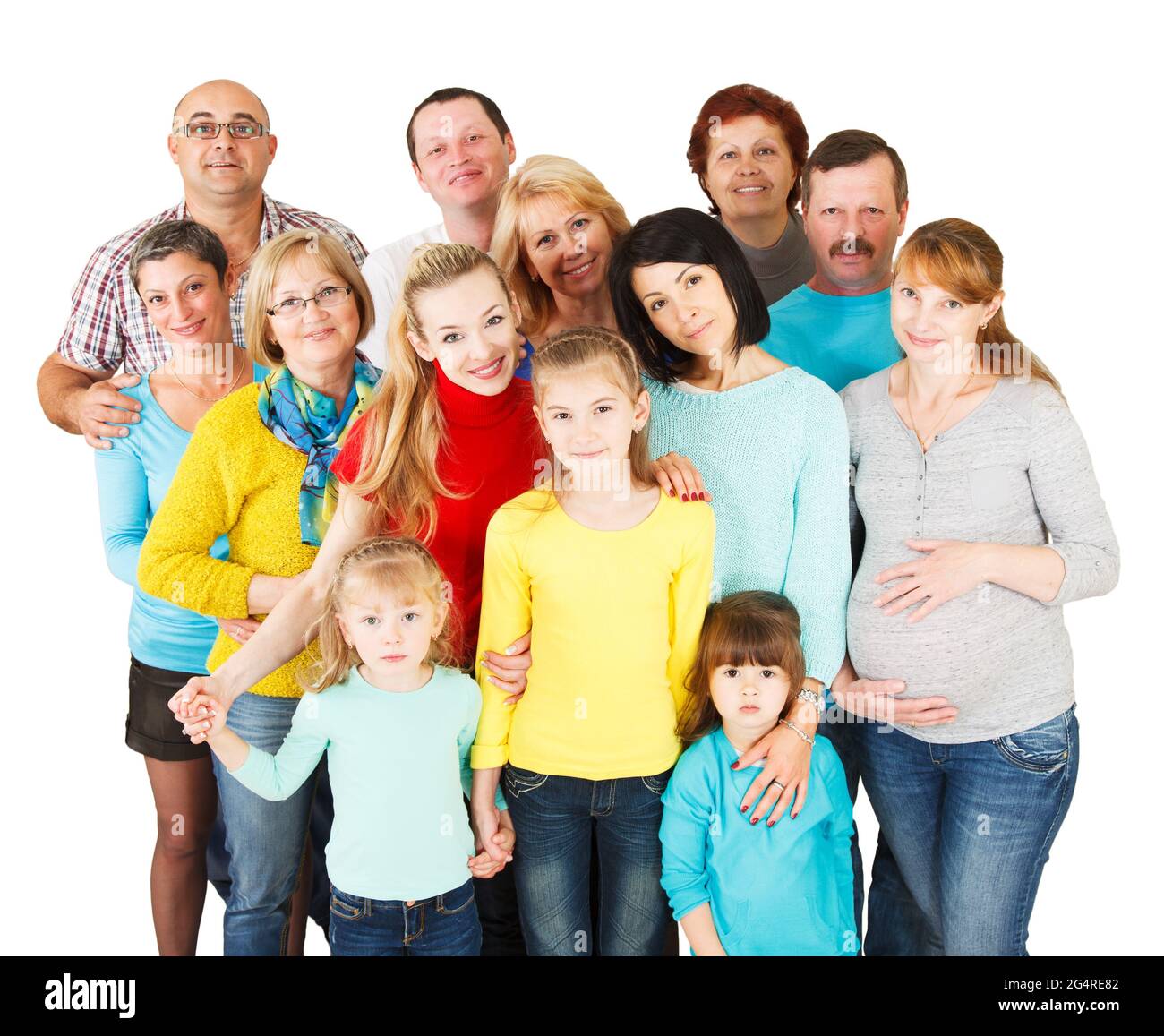 Ritratto di un grande gruppo di un popolo di età mista sorridente e abbracciante insieme. Foto Stock