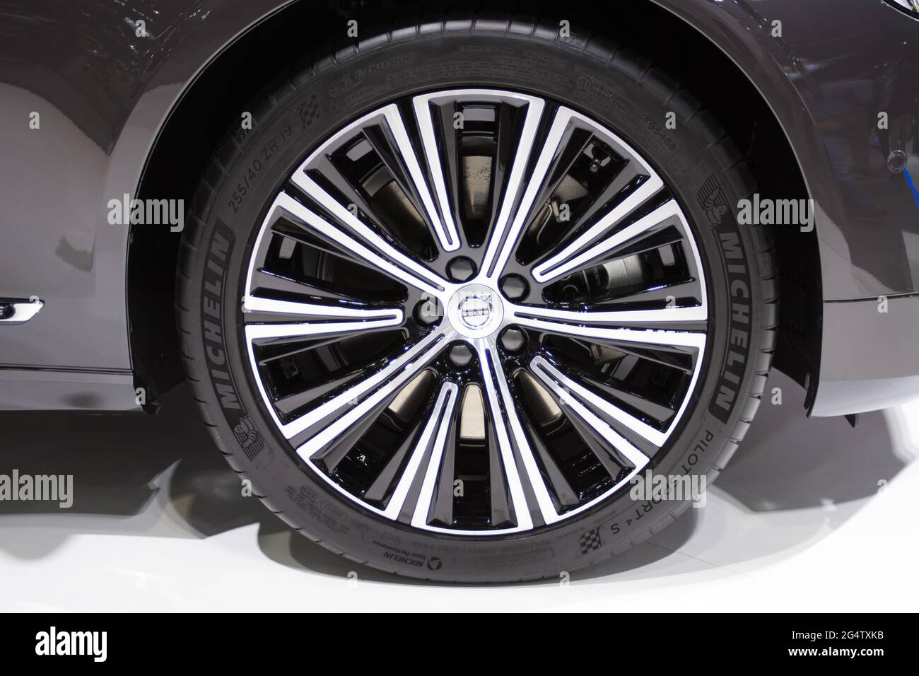 Nonthaburi Thailandia -2 aprile 2021:- Chiudi la ruota della Volvo a Motor Expo 2021, Thailandia Foto Stock