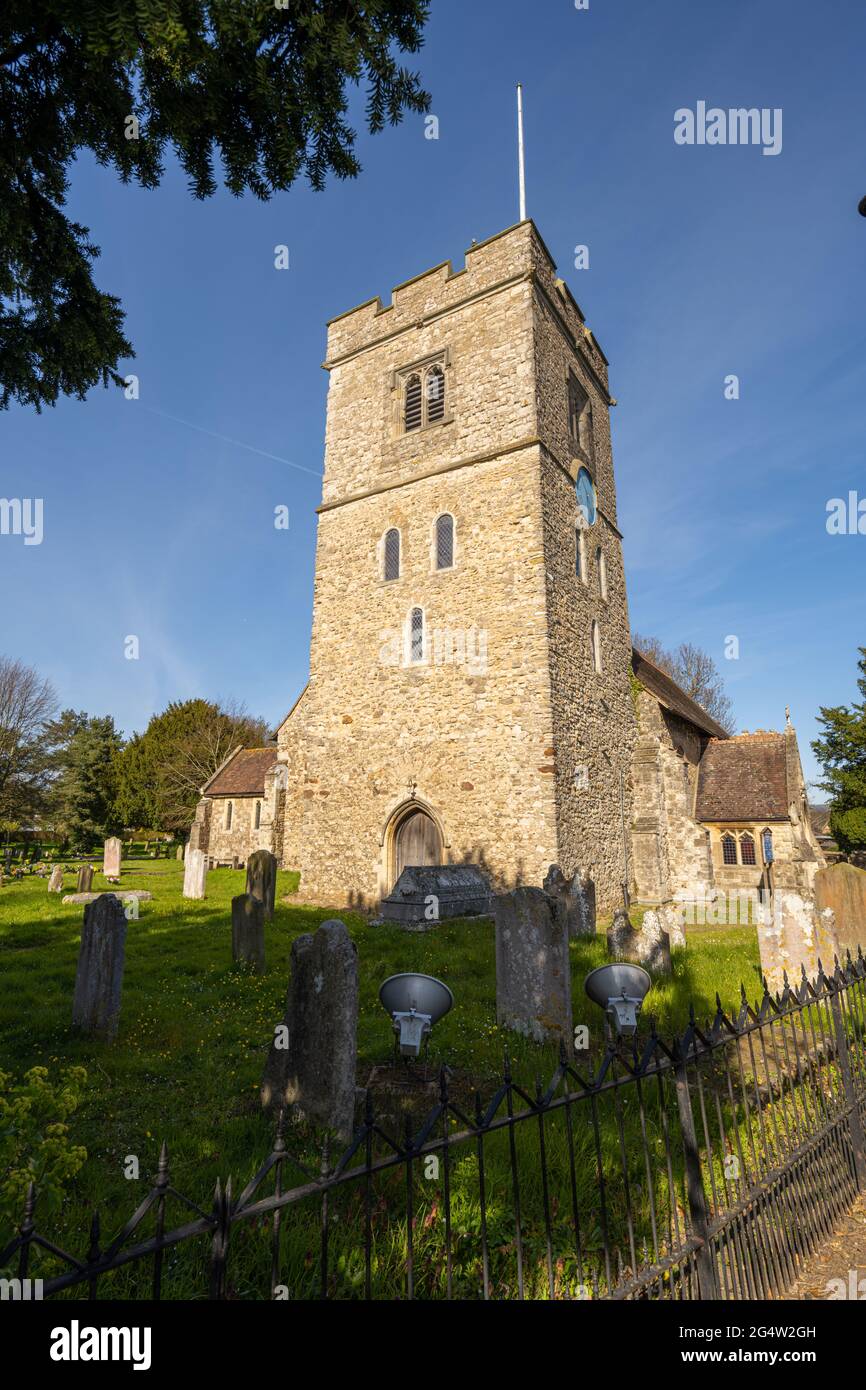 Chiesa di San Pietro e San Paolo Chiesa di Aylesford e cimitero Foto Stock
