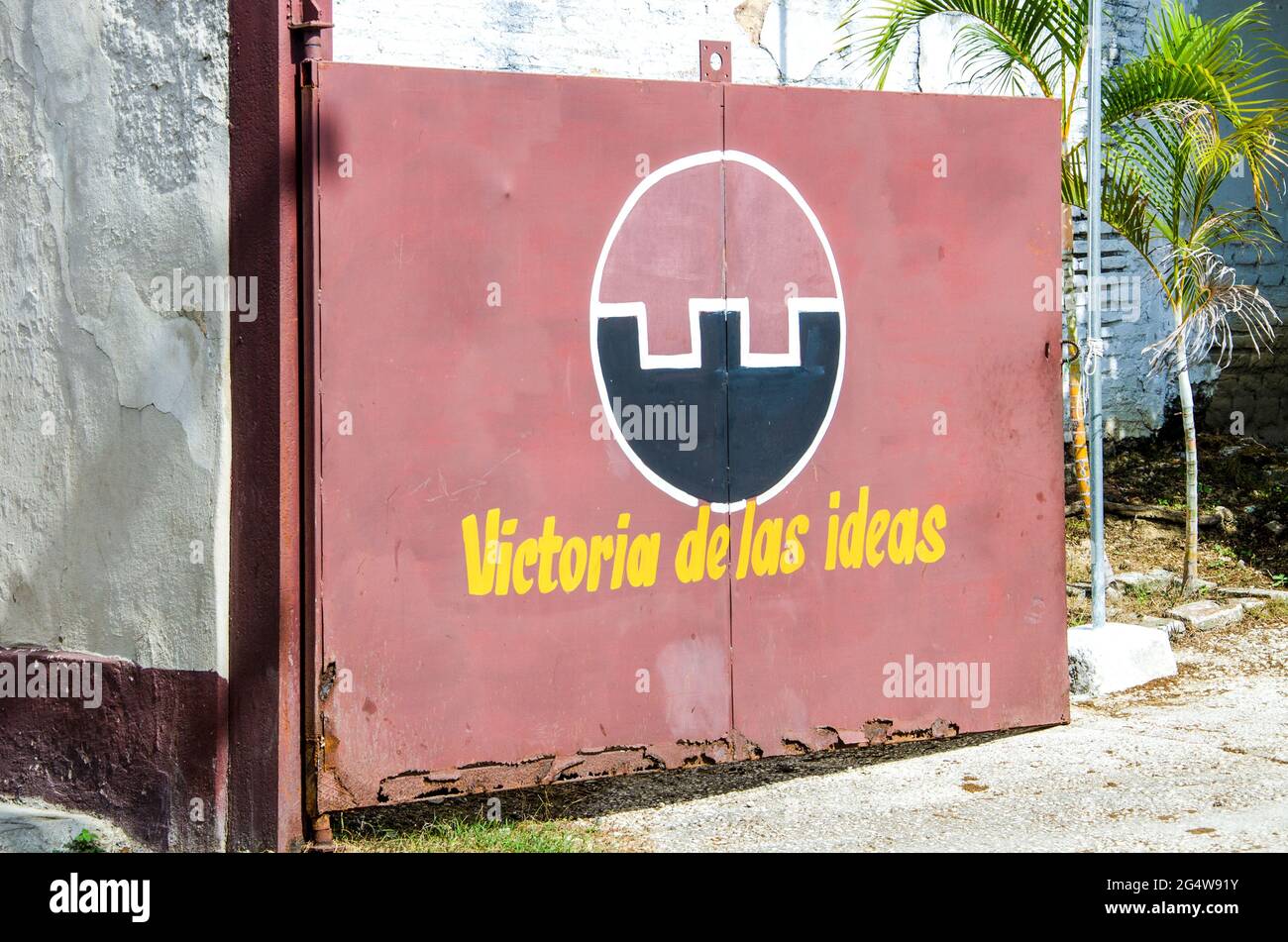 Propaganda comunista con i colori del movimento del 26 luglio. Foto Stock