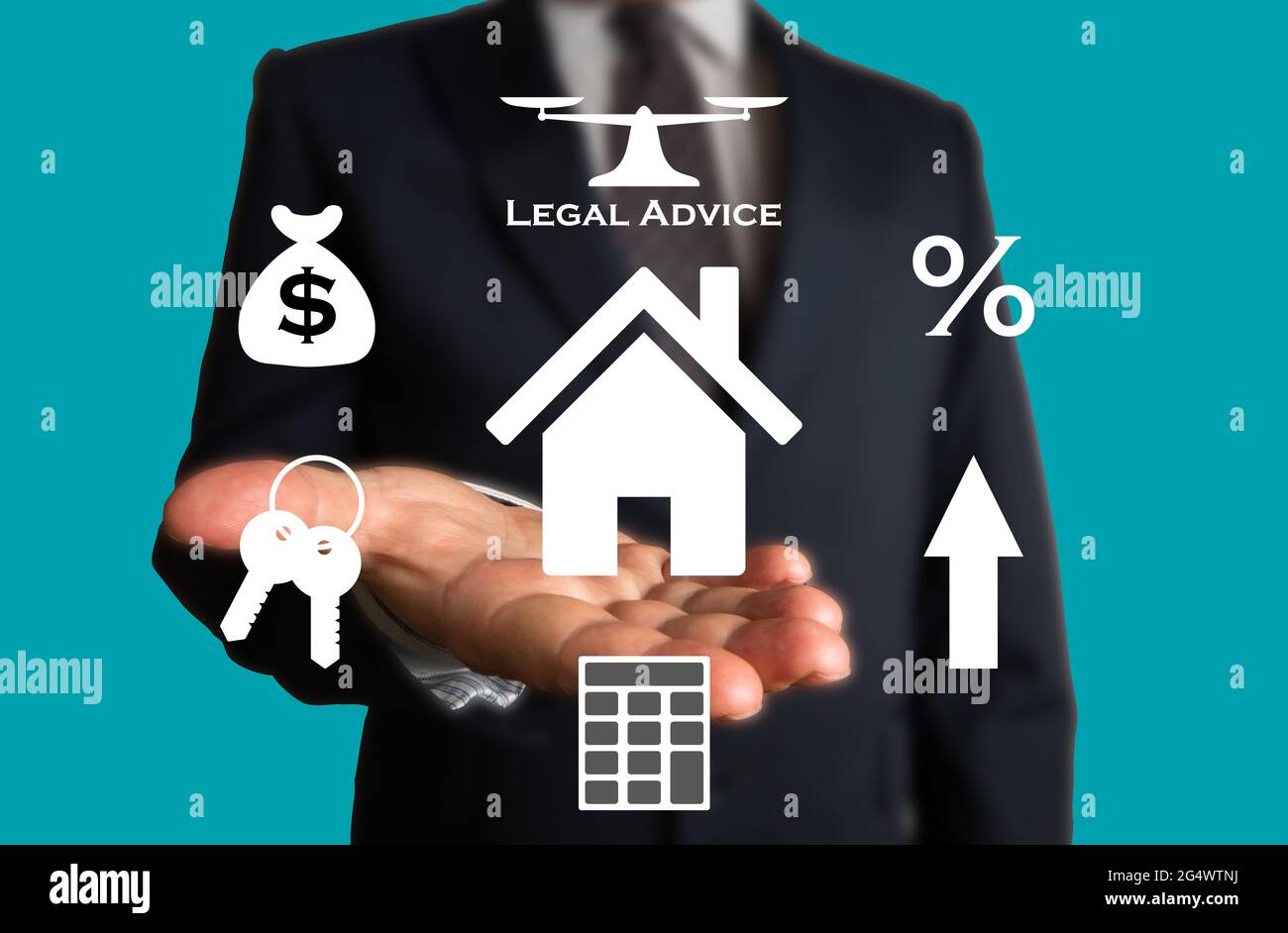 Ipoteca. Simboli di casa o casa, denaro, anello di chiavi, scale come consulenza legale, tasso di interesse, calcolatrice. Foto Stock