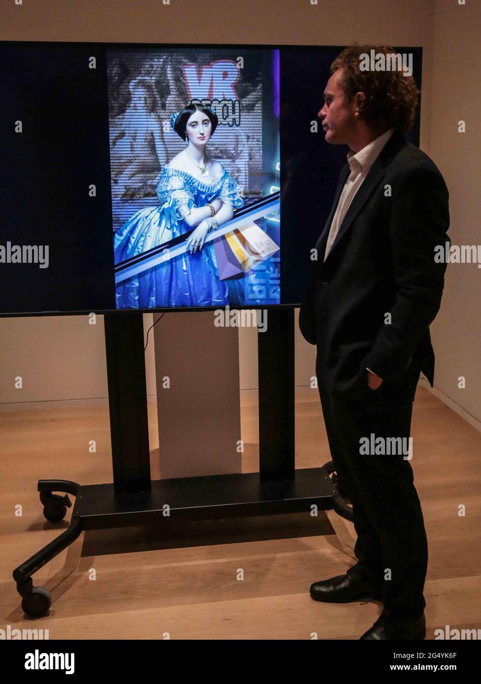 Londra UK 24 giugno 2021 Allota Money Pauline al centro commerciale Est €40.000-60.000 USD. Bonhams ospiterà la prima collaborazione curata al mondo tra una piattaforma di arte digitale e una casa d'aste, offrendo per la prima volta una vendita esclusiva di NFT, dal titolo CryptOGs: The Pioneers of NFT Art, Paul Quezada-Neiman/Alamy Live News Foto Stock