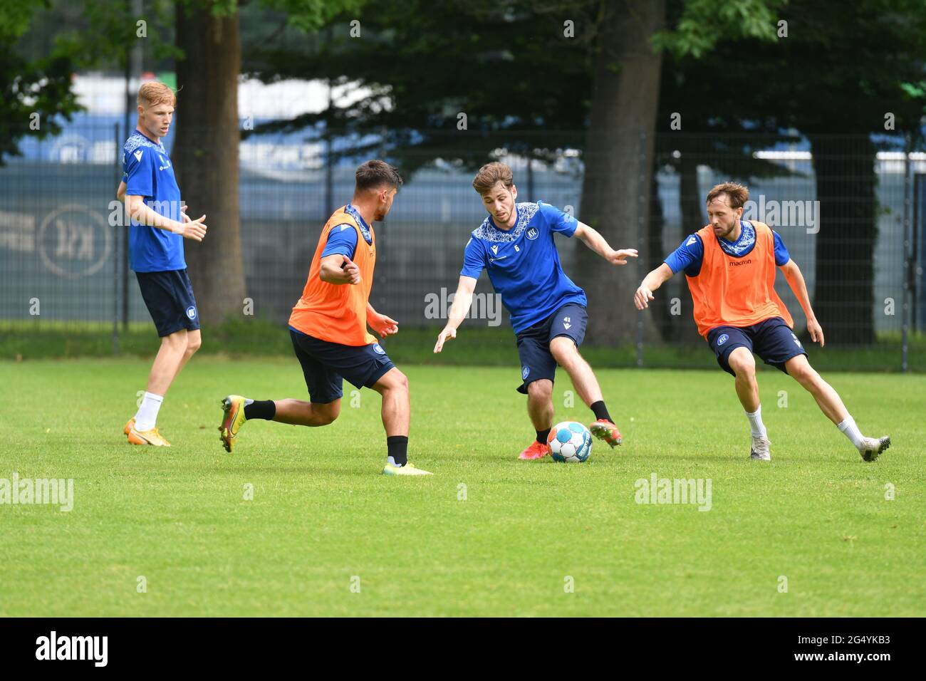KSC allenamento di calcio pre-stagione Karlsruher SC Fußball-Training Foto  stock - Alamy