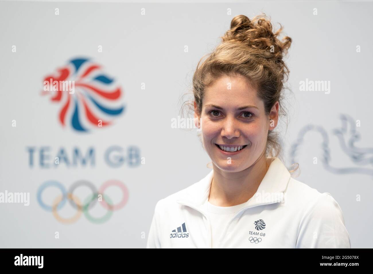 Kate French durante la sessione di kitting out per le Olimpiadi di Tokyo 2020 al Birmingham NEC, UK. Data immagine: Lunedì 21 giugno 2021. Foto Stock