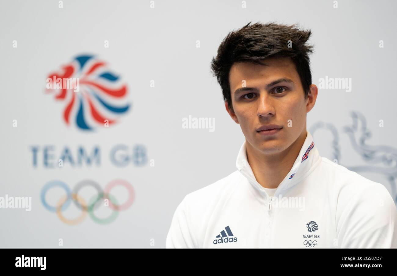 Joseph Choong durante la sessione di kitting out per le Olimpiadi di Tokyo 2020 al Birmingham NEC, Regno Unito. Data immagine: Lunedì 21 giugno 2021. Foto Stock