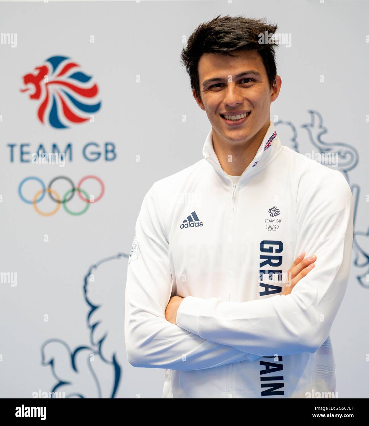 Joseph Choong durante la sessione di kitting out per le Olimpiadi di Tokyo 2020 al Birmingham NEC, Regno Unito. Data immagine: Lunedì 21 giugno 2021. Foto Stock