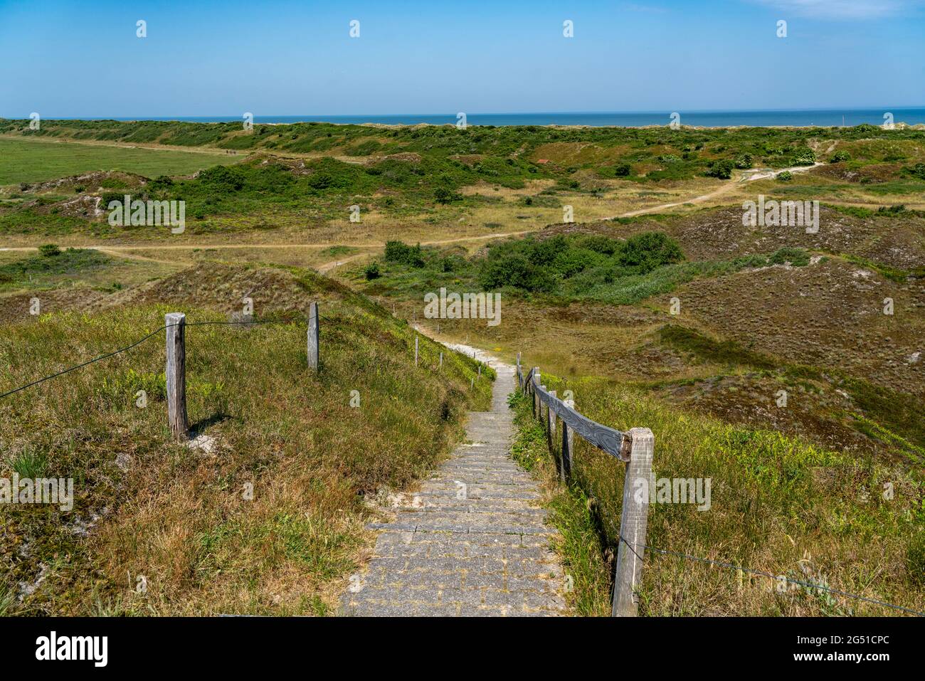 Isola del Mare del Nord Langeoog, inizio estate, paesaggio di dune all'interno dell'isola, bassa Sassonia, Germania, Foto Stock