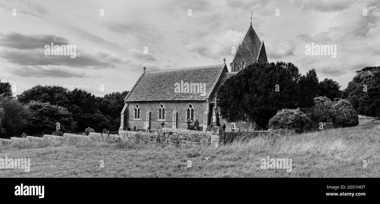 Vista della vecchia chiesa, Lacock, Inghilterra, Regno Unito Foto Stock