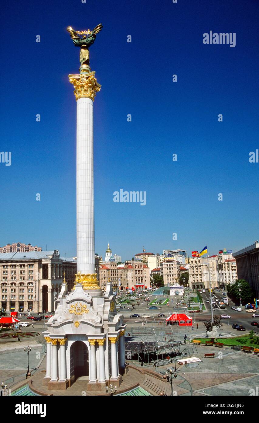 Colonna su Piazza Indipendenza, Kiev, Ucraina Foto Stock
