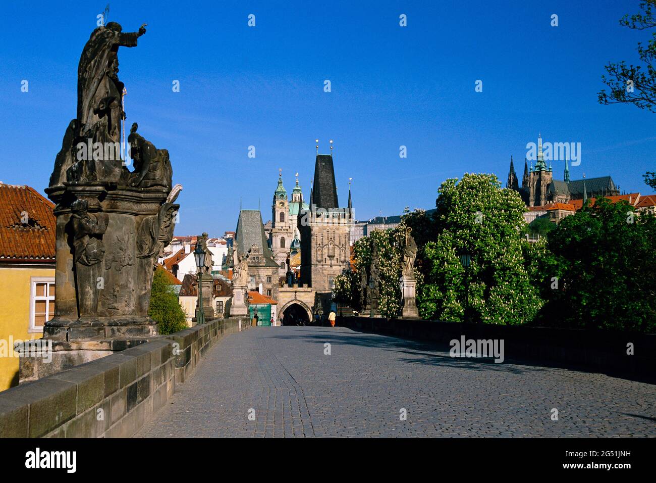 Statua sul Ponte Carlo a Praga Repubblica Ceca Foto Stock