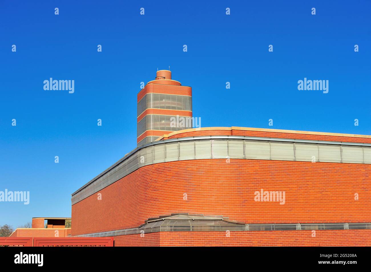 Racine, Wisconsin, Stati Uniti. Edificio principale e torre di ricerca presso la sede centrale della SC Johnson, famosa per essere stata progettata dall'architetto Frank Lloyd Wright. Foto Stock