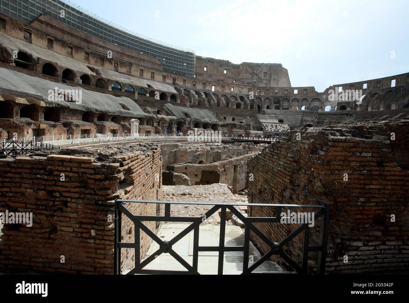 Roma, Italia. 25 Giugno 2021. Roma, Presentazione delle opere realizzate nell'ipogea del Colosseo finanziate dal gruppo Tod's Pictured: Credit: Independent Photo Agency/Alamy Live News Foto Stock