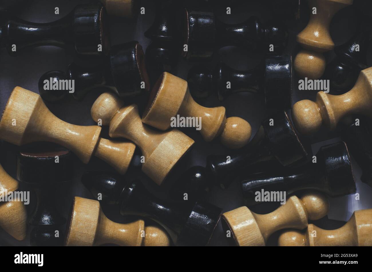 Scacchi In Legno Artigianale A Lavorazione Manuale | Le Due Torri Dal 1986