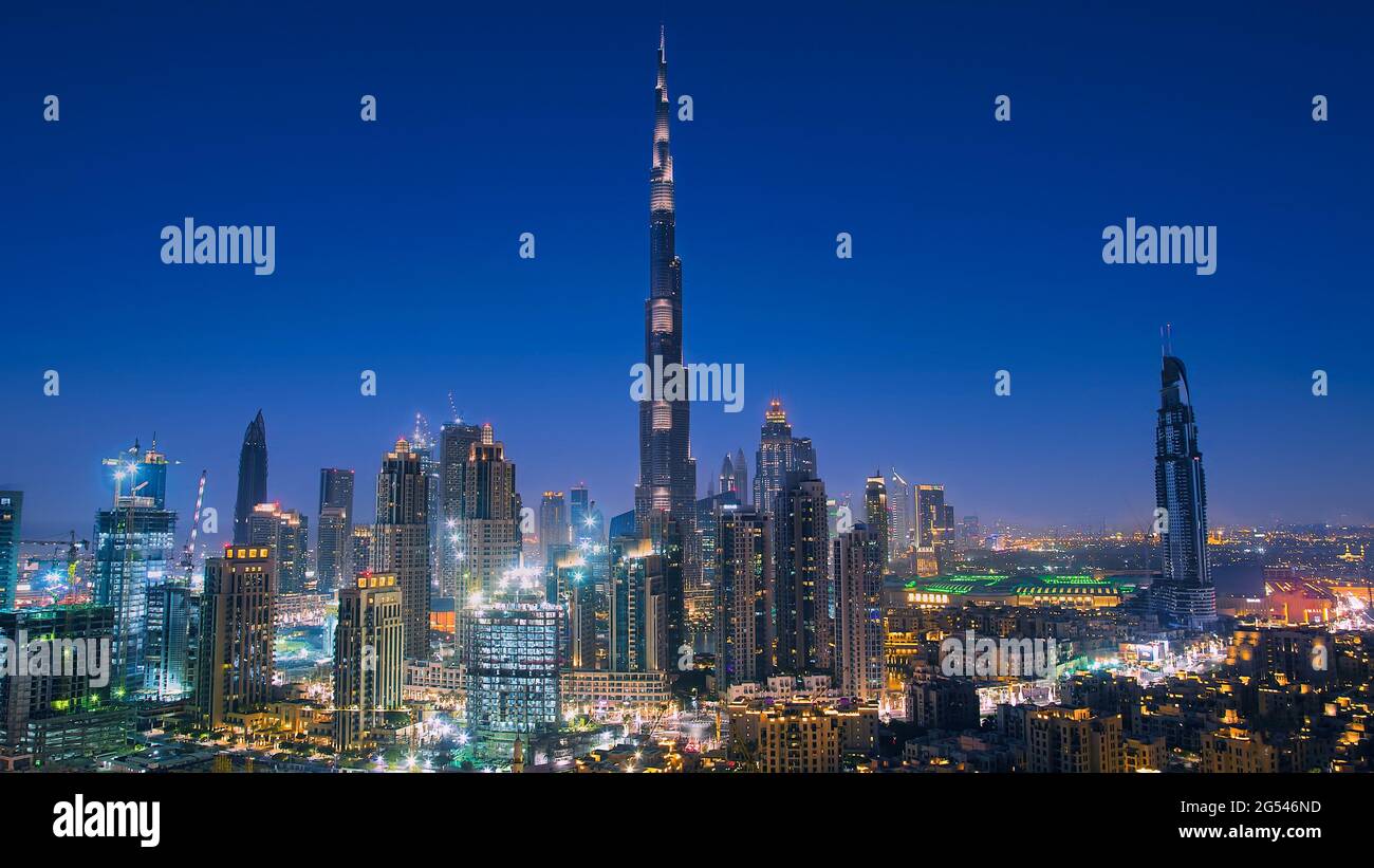 Incredibile paesaggio urbano di Dubai, Emirati Arabi Uniti. Foto Stock
