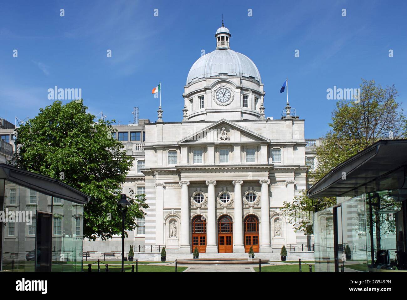 Edifici governativi nella città di Dublino, Irlanda. Foto Stock